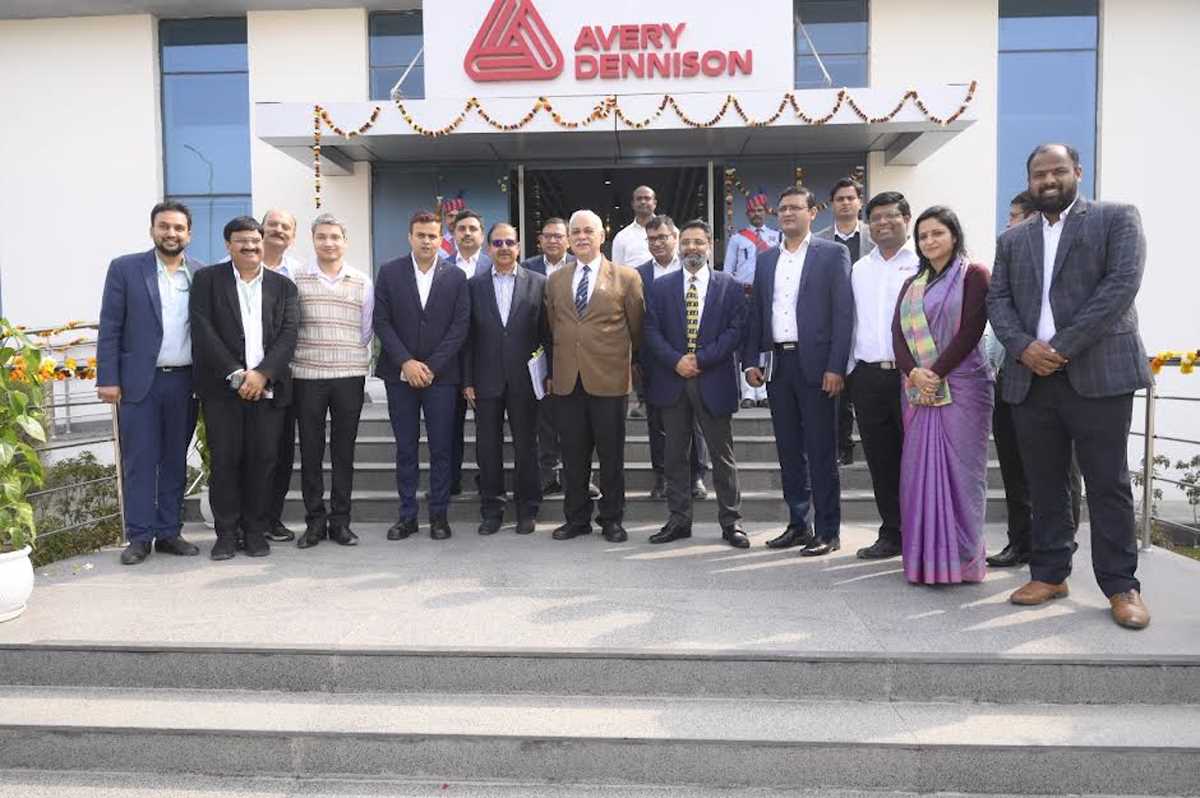 मुख्य सचिव ने यमुना प्राधिकरण क्षेत्र में विकास कार्यों का लिया जायजा